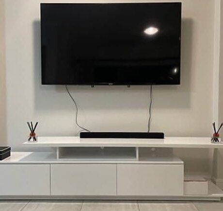 Neoentle Exclusive TV Stand