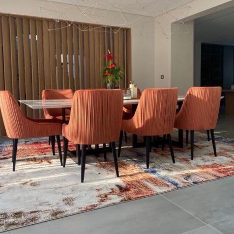 Neoentle Luxurious Dining Set