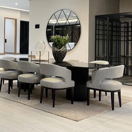 Neoentle Luxurious Dining Set